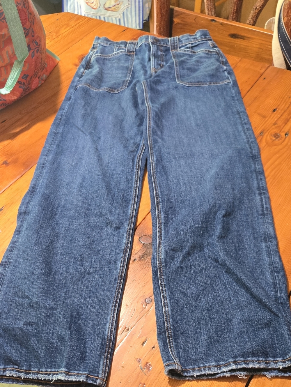 American Eagle Outfitters Womens  Stovepipe Sz 4 Long Jeans in Dark Blue Wash